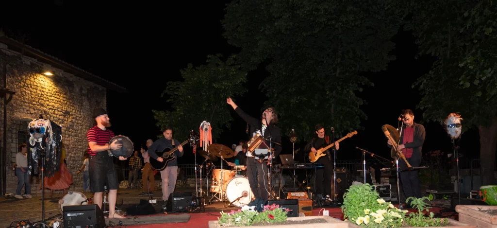 Giuliano-Gabriele-Band-1024x469.webp